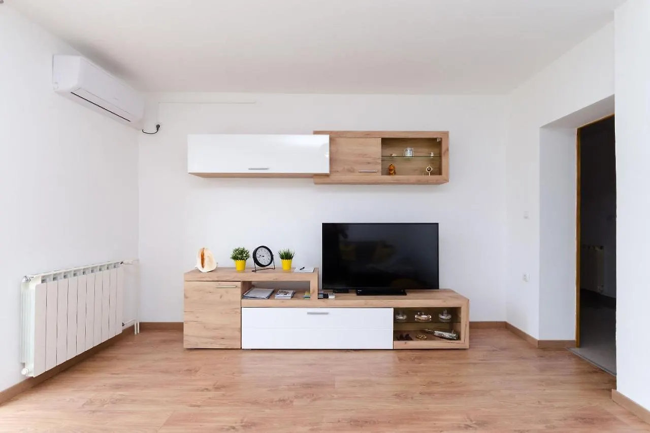 Apartment Ivona Tribalj  Croatia